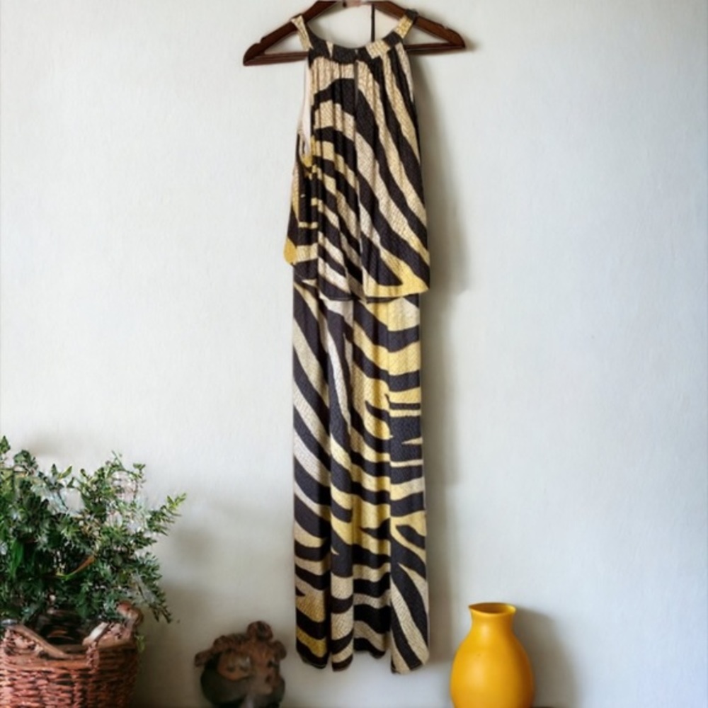 Chico’s Golden Zebra Print Maxi Dress Size 1 - Picture 7 of 15